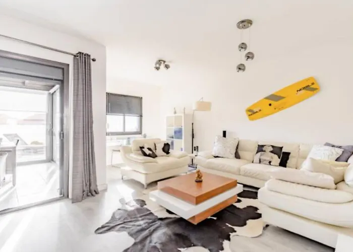 Villa Kitesurf Hq - 3 Bed Luxury Townhouse With Ocean Views