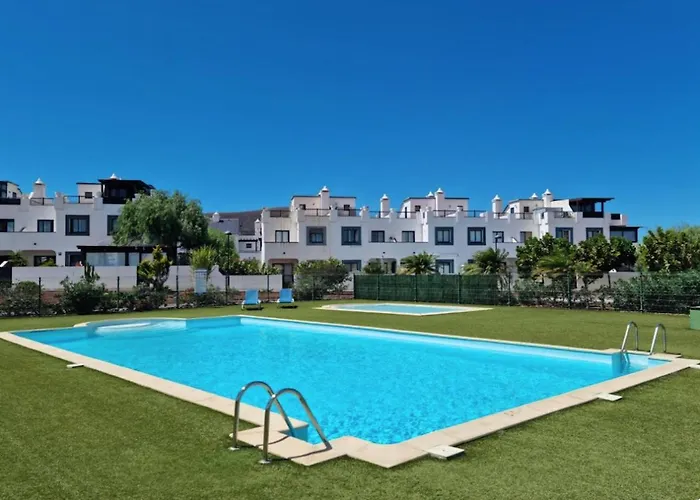 Kitesurf Hq - 3 Bed Luxury Townhouse With Ocean Views